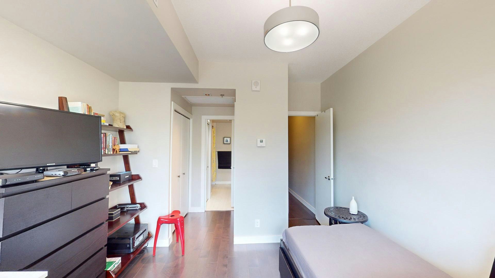 235 9a Street Northwest, Calgary, AB, T2N 4H7 - 11