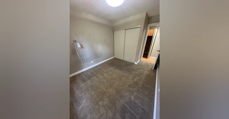5730 Riverbend Road Nw, Edmonton, AB, T6H 4T4 - 9