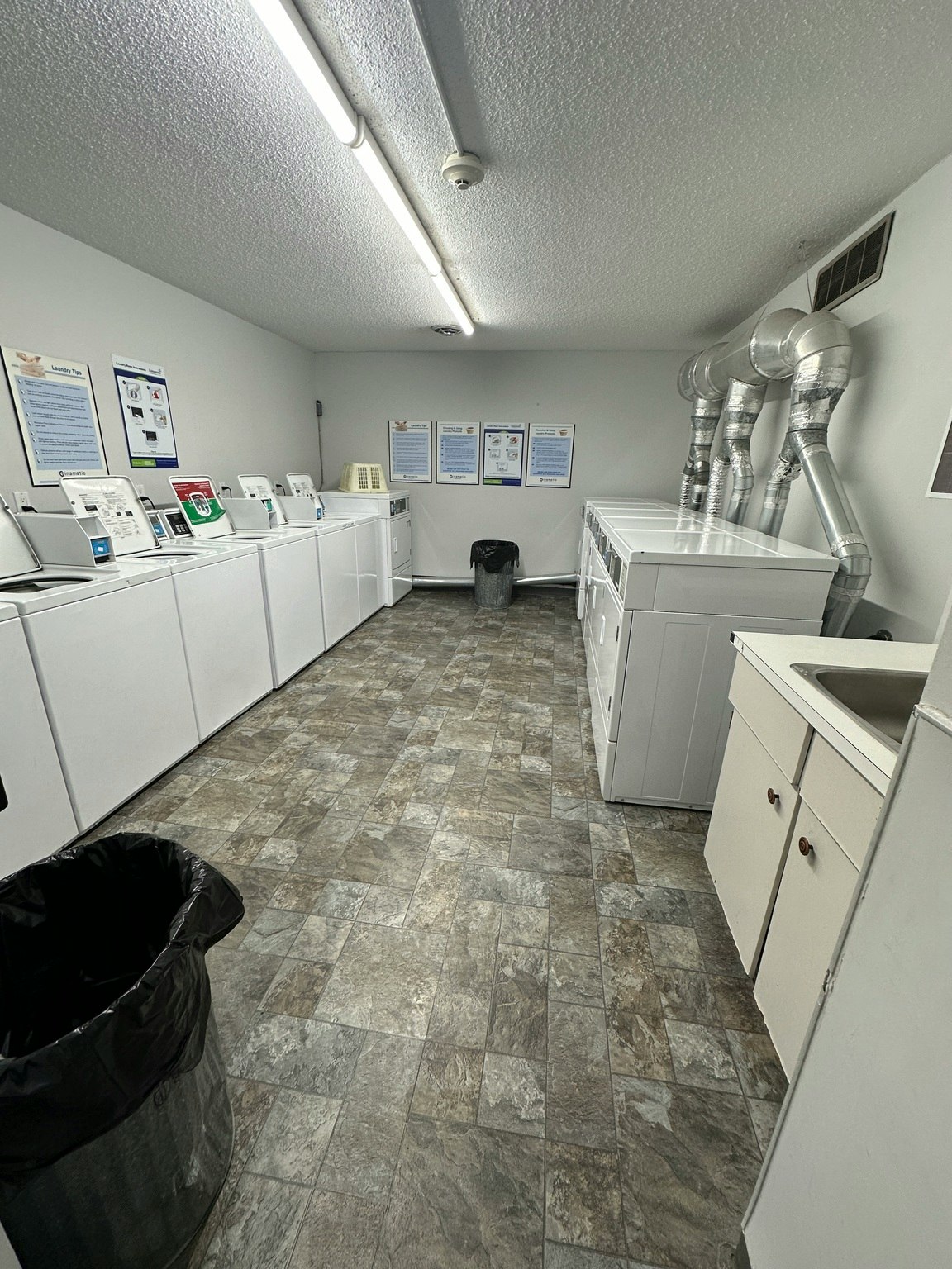 5730 Riverbend Road Nw, Edmonton, AB, T6H 4T4 - 14