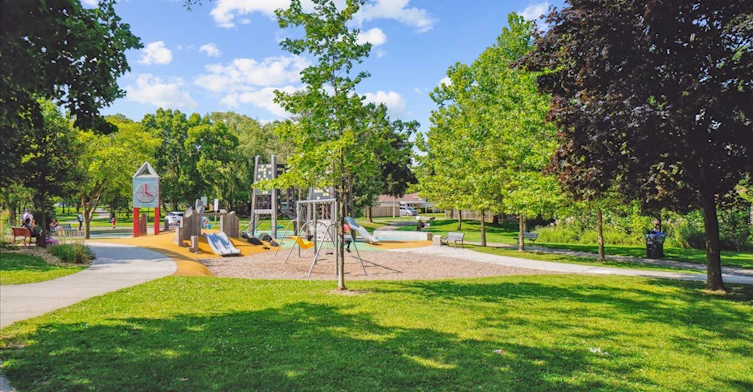3455 Havenwood Drive, Mississauga, ON, L4X 1R8 - 2