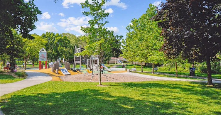 3455 Havenwood Drive, Mississauga, ON, L4X 1R8 - 2