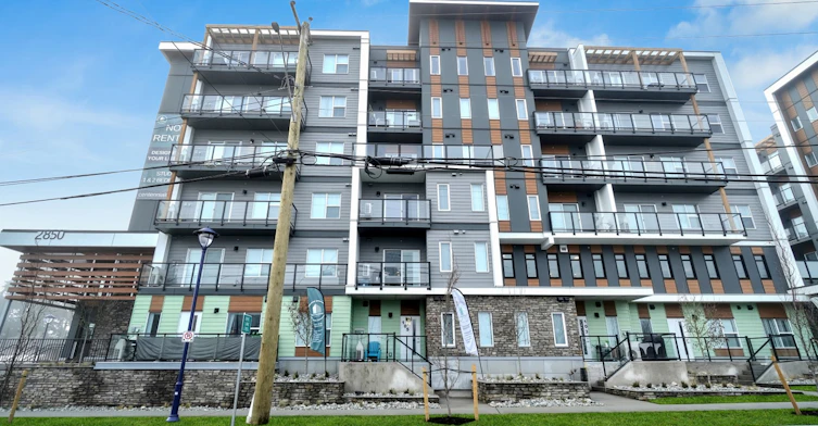 50-302-2850 Carlow Road, Langford, BC, V9B 7A5 - 3