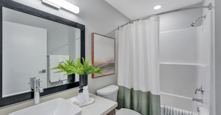 50-512-2850 Carlow Road, Langford, BC, V9B 7A5 - 9