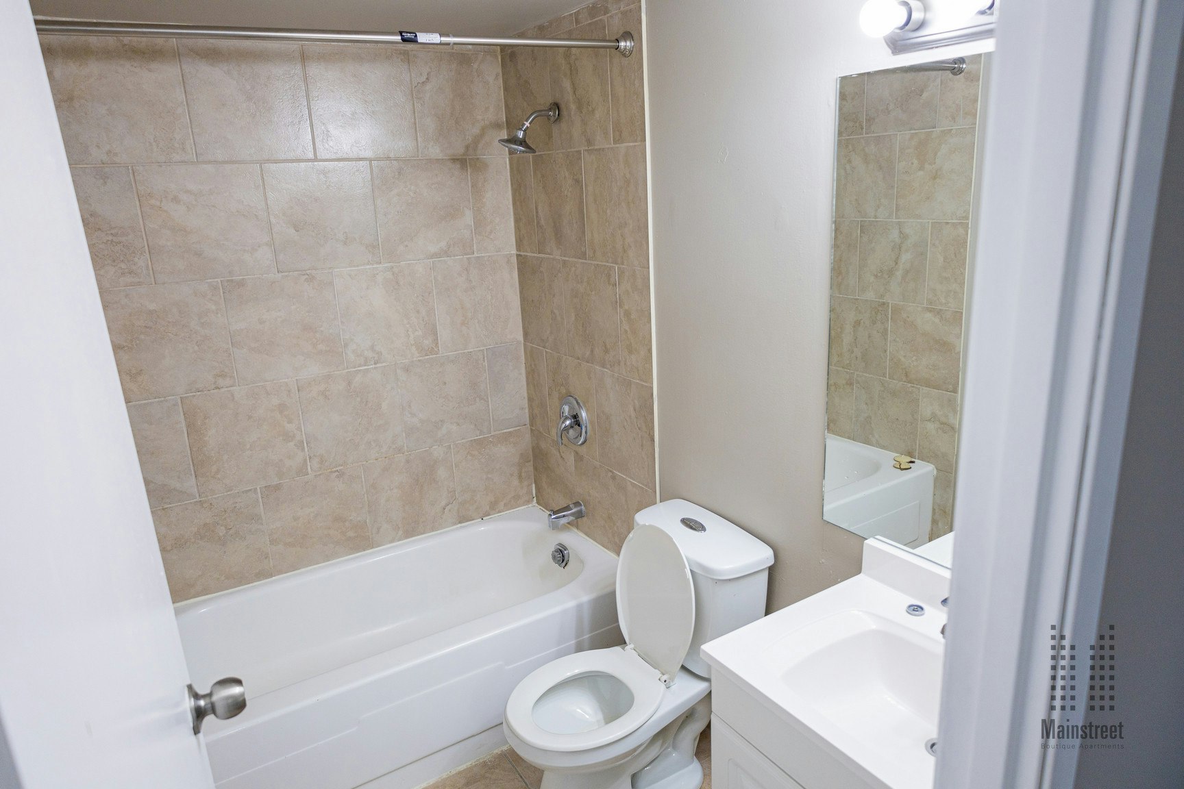 11720 124 Street, Edmonton, AB, T5M 0K9 - 10