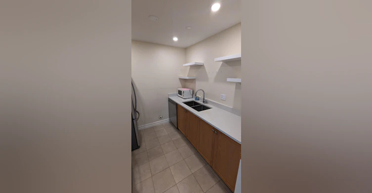 7288 Number 3 Road, Richmond, BC, V6Y 3Y1 - 3