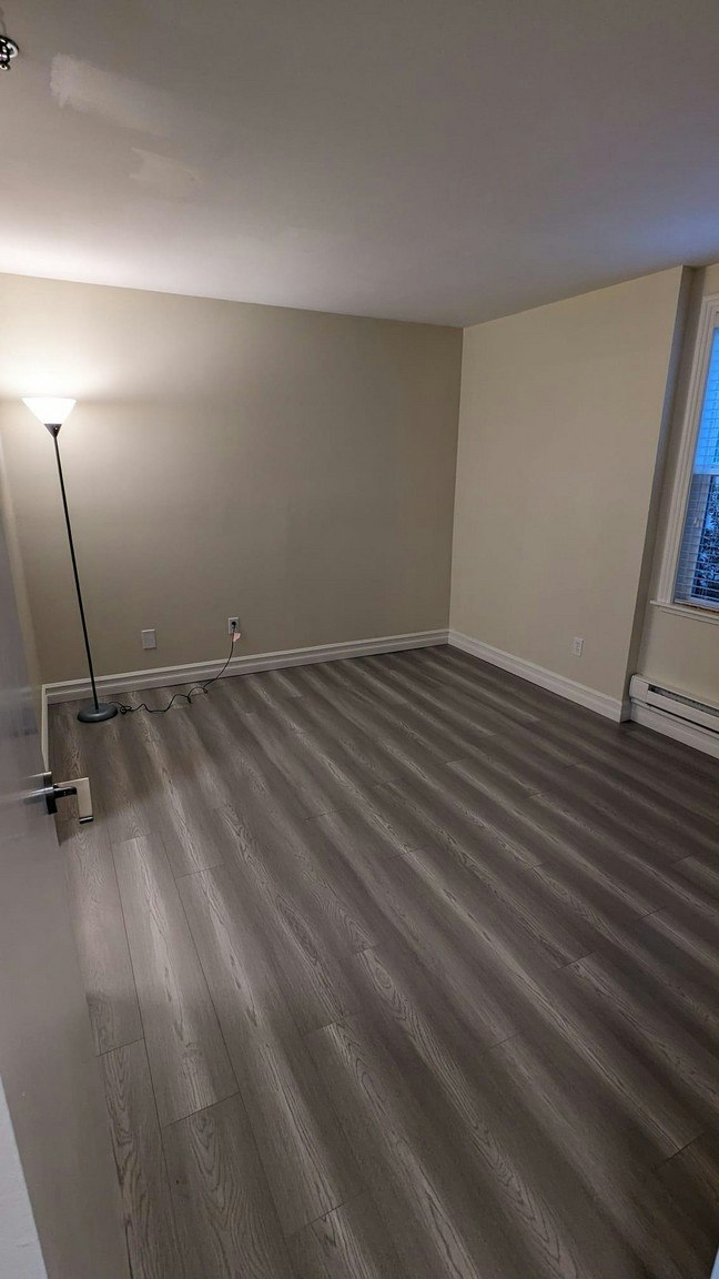 7288 Number 3 Road, Richmond, BC, V6Y 3Y1 - 6