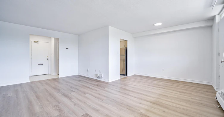 2000 Sheppard Avenue West, Toronto, ON, M3N 1A1 - 6