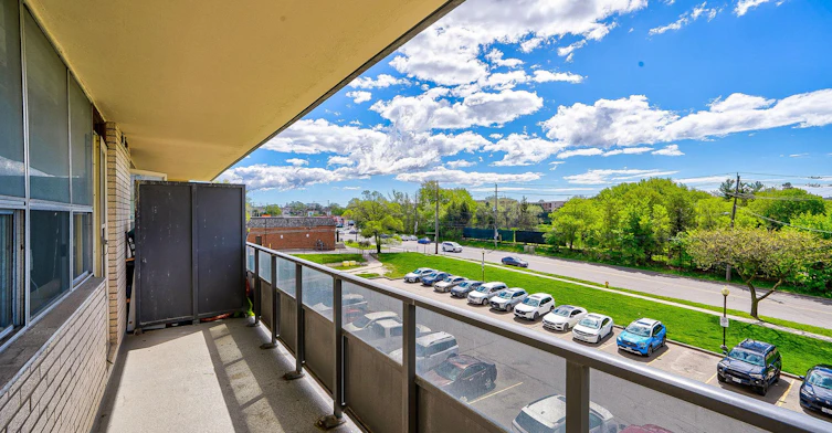 2000 Sheppard Avenue West, Toronto, ON, M3N 1A1 - 24