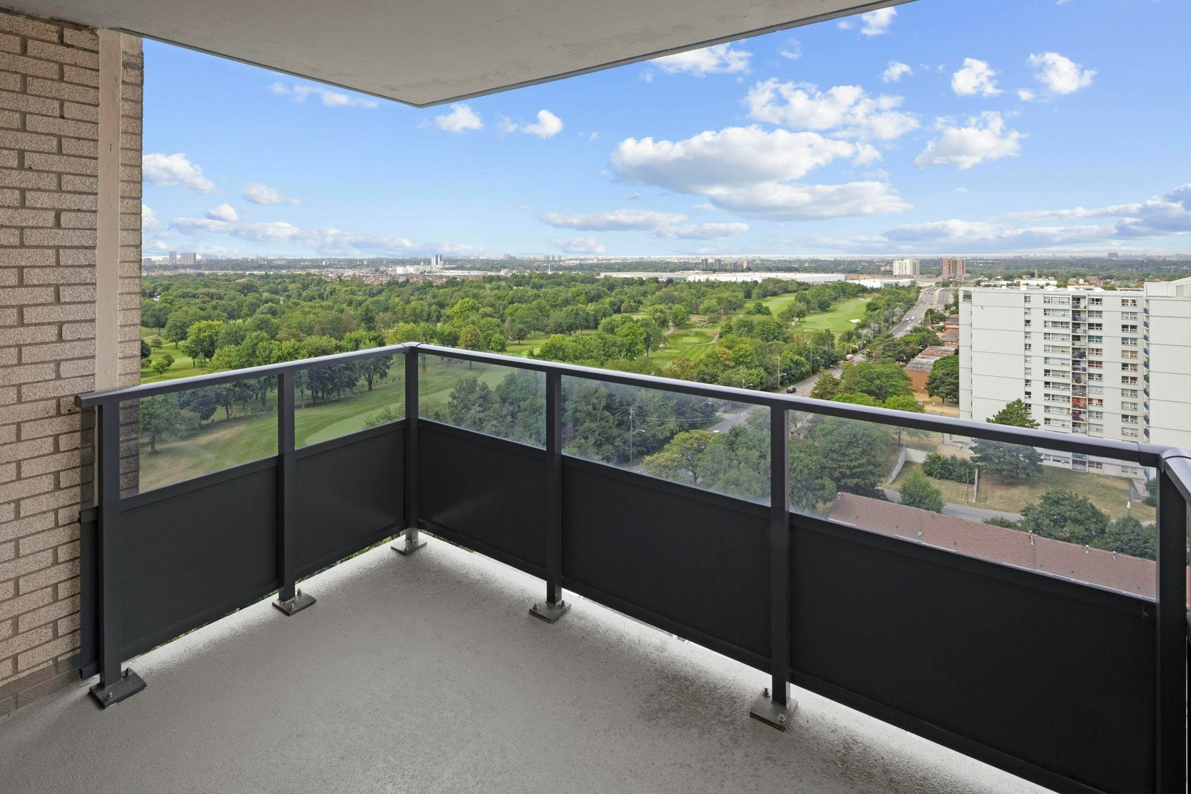 2000 Sheppard Avenue West, Toronto, ON, M3N 1A1 - 2