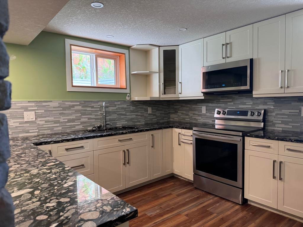 16608 100 Street, Edmonton, AB, T5X 2E4 - 3