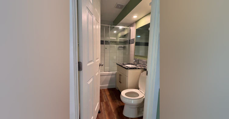16608 100 Street, Edmonton, AB, T5X 2E4 - 2