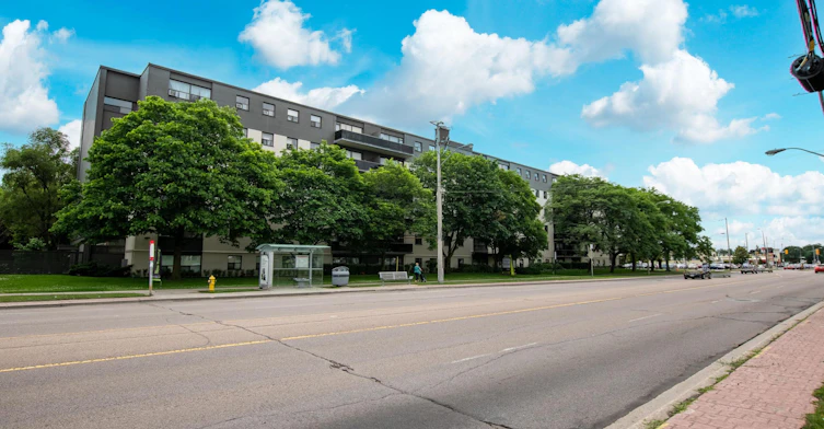 0316-4979 Bathurst Street, Toronto, ON, M2R 1Y4 - 15