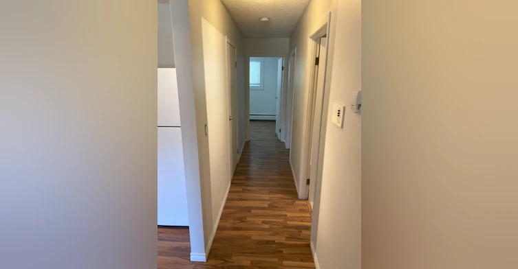7915 112 Avenue Nw, Edmonton, AB, T5B 0E7 - 17