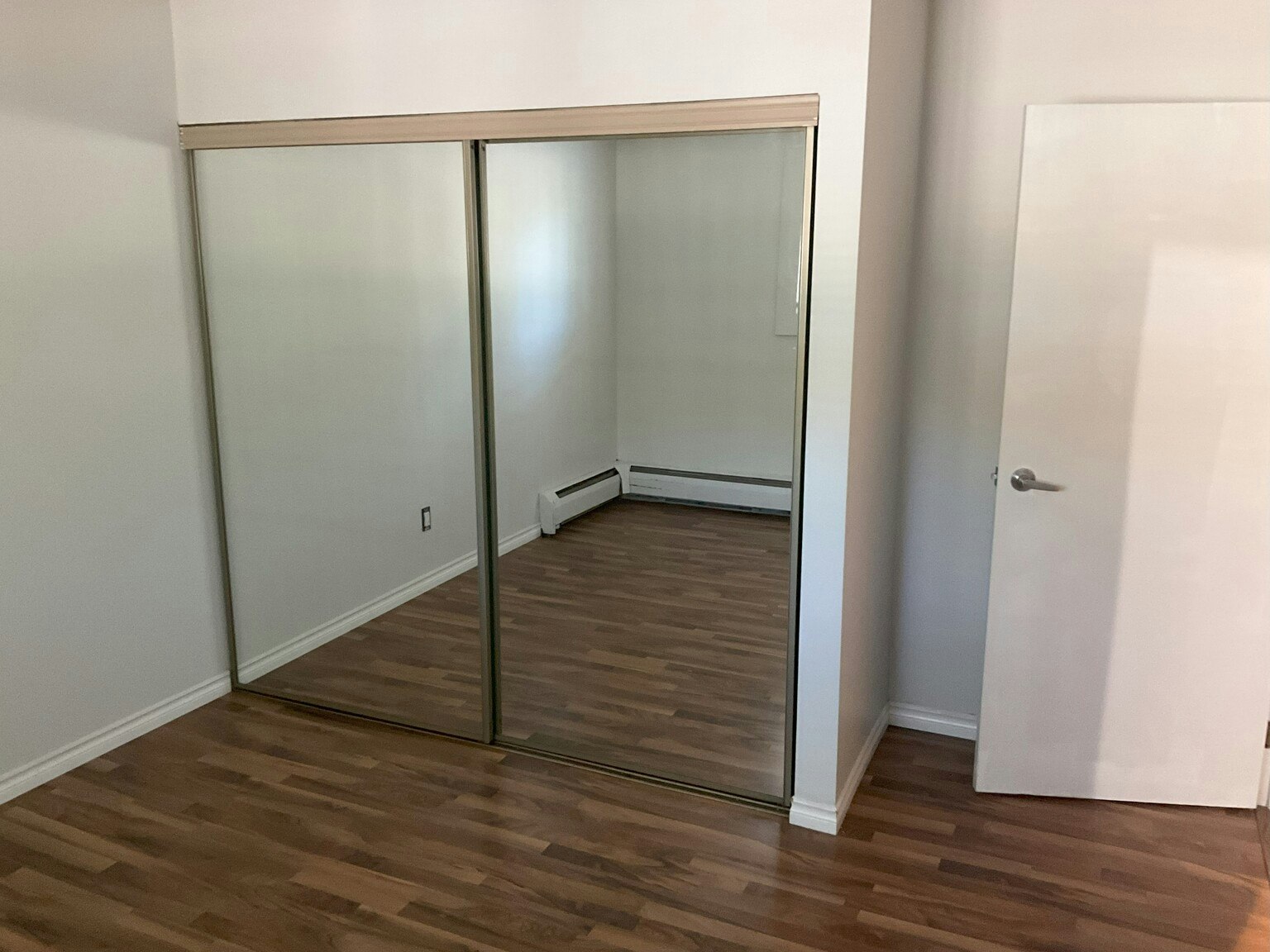 7915 112 Avenue Nw, Edmonton, AB, T5B 0E7 - 24
