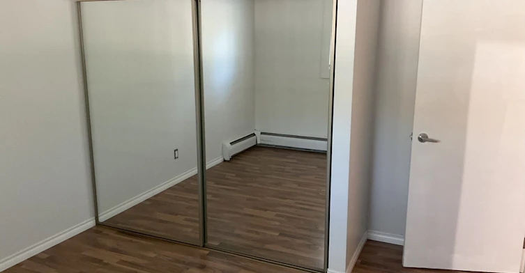7915 112 Avenue Nw, Edmonton, AB, T5B 0E7 - 24