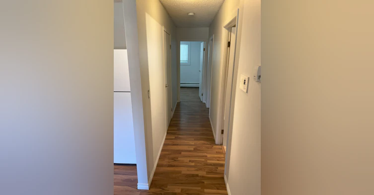 7915 112 Avenue Nw, Edmonton, AB, T5B 0E7 - 17