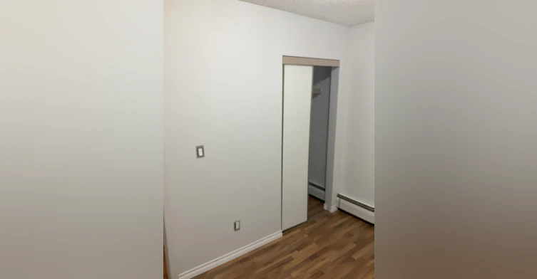 7915 112 Avenue Nw, Edmonton, AB, T5B 0E7 - 25