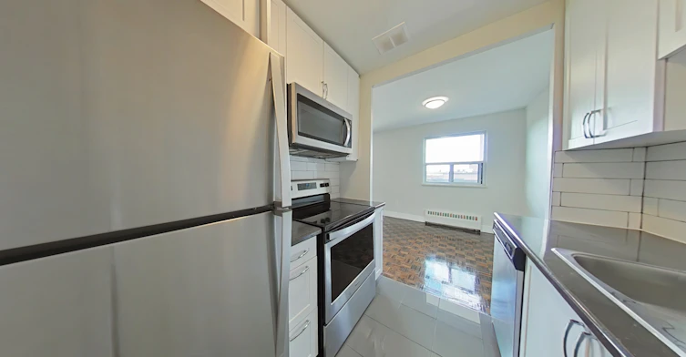 0105-49 Mcmurchy Avenue N, Brampton, ON, L6X 1X6 - 3