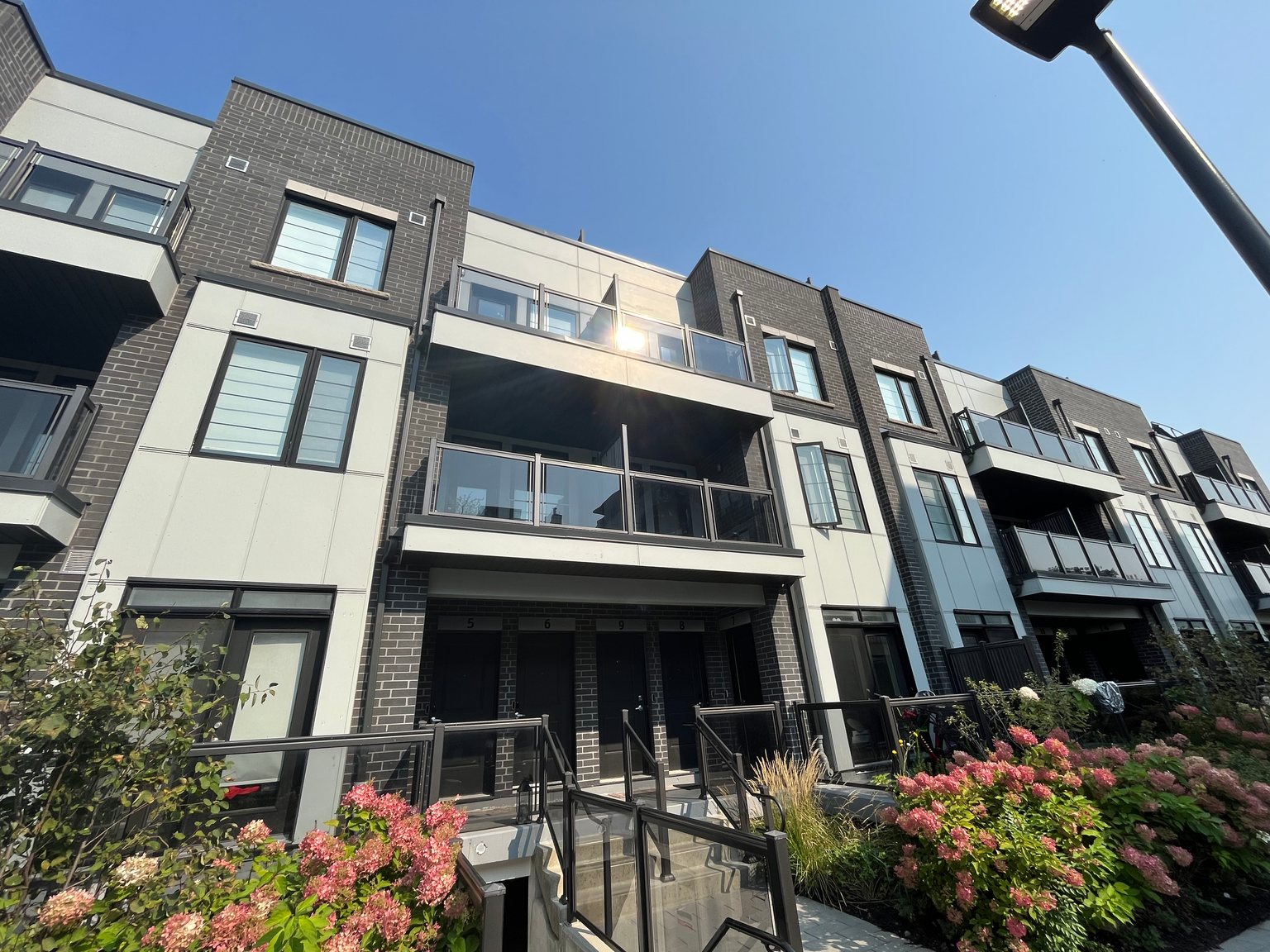 0006-1265 Birchmount Road, Toronto, ON, M1P 0E9 - 2