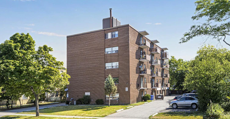 504-1475 Birchmount Road, Toronto, ON, M1P 2G4