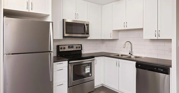 0503-1636 Gerrard Street East, Toronto, ON, M4L 2A6 - 8