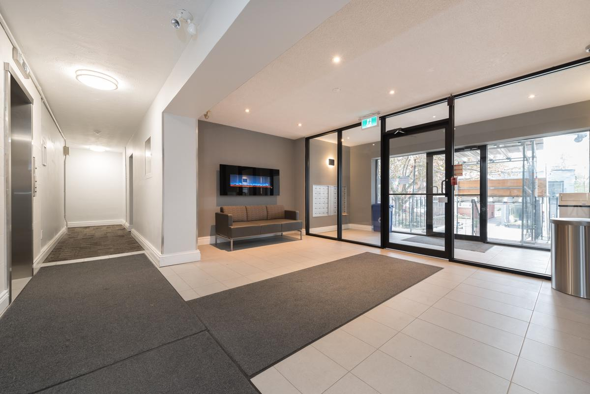 0503-1636 Gerrard Street East, Toronto, ON, M4L 2A6 - 2