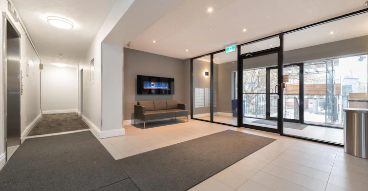 0503-1636 Gerrard Street East, Toronto, ON, M4L 2A6 - 2