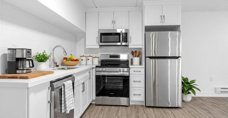 200 Garden Street, Whitby, ON, L1N 3W4 - 8