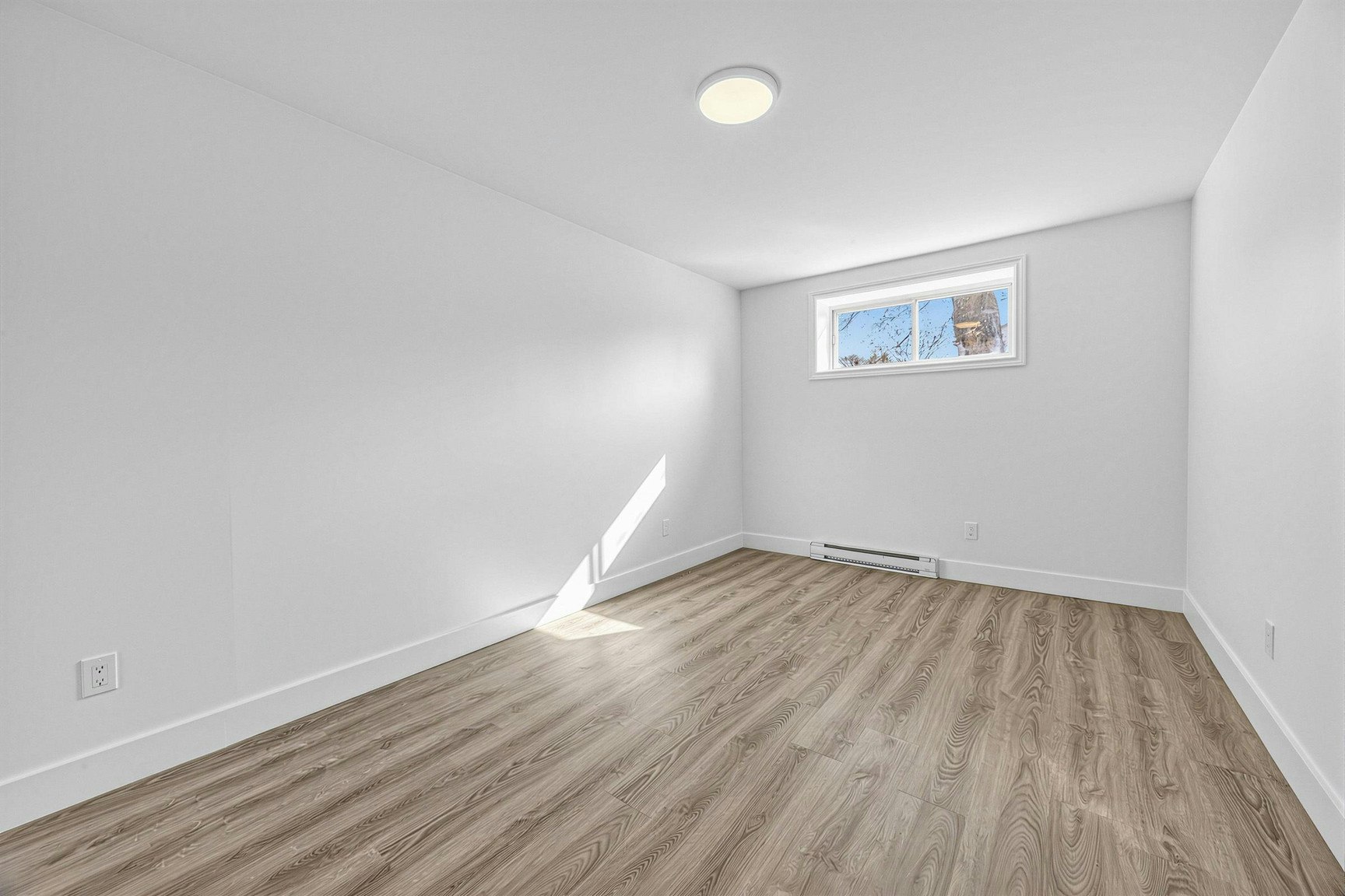 200 Garden Street, Whitby, ON, L1N 3W4 - 19