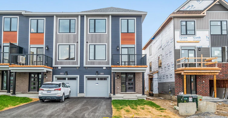 1-975 Athenry Court, Manotick, ON, K2J 7E1