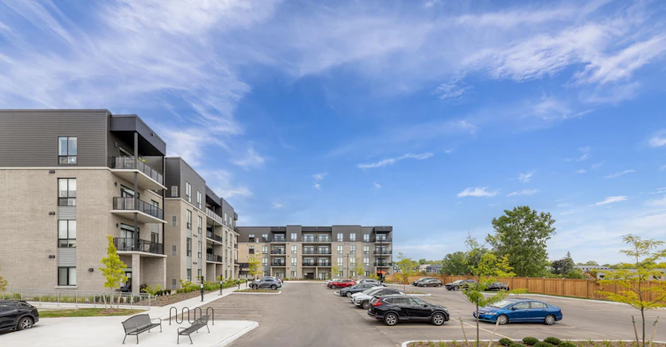 219-125 Carriage Road South, London, ON, N6H 0L6 - 2