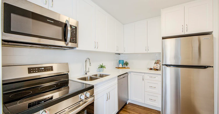 200 Denistoun Street, Welland, ON, L3C 7E5 - 4