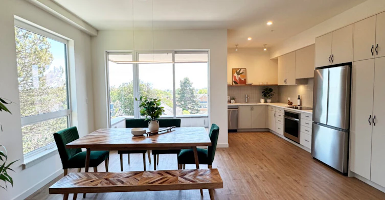 307-1120 Burdett Avenue, Victoria, BC, V8V 3H2 - 14