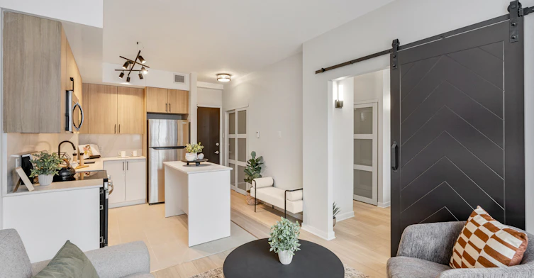 00-330 Metcalfe, Ottawa, ON, K2P 1S4 - 5