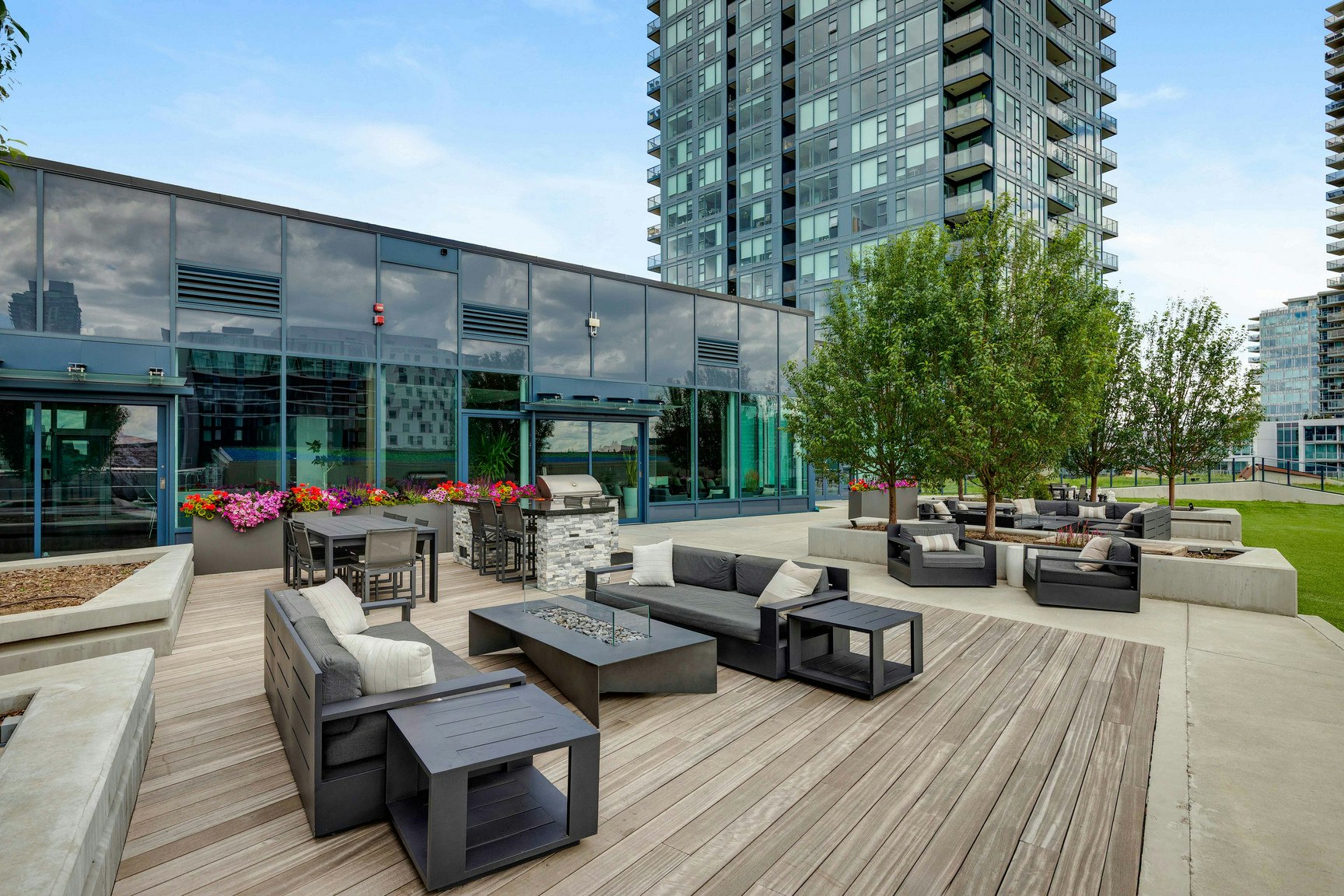 809-505 4th Street SE, Calgary, AB, T2G 1V6 - 3