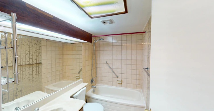 3747 42 Street Northwest, Calgary, AB, T3A 2W4 - 9