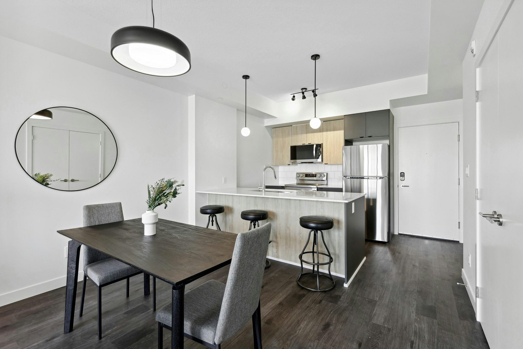 103-1001 8 Street SE, Calgary, AB, T2G 2Z3 - 9