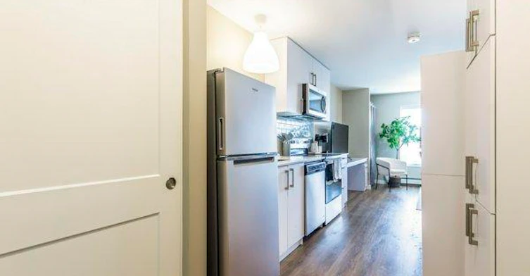 663 Victoria Street S, Kitchener, ON, N2M 0B9 - 4