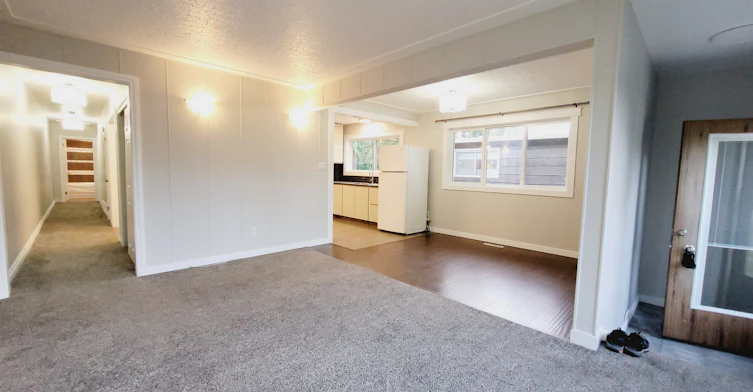 7412 83 Avenue NW, Edmonton, AB, T6B 0G6 - 3