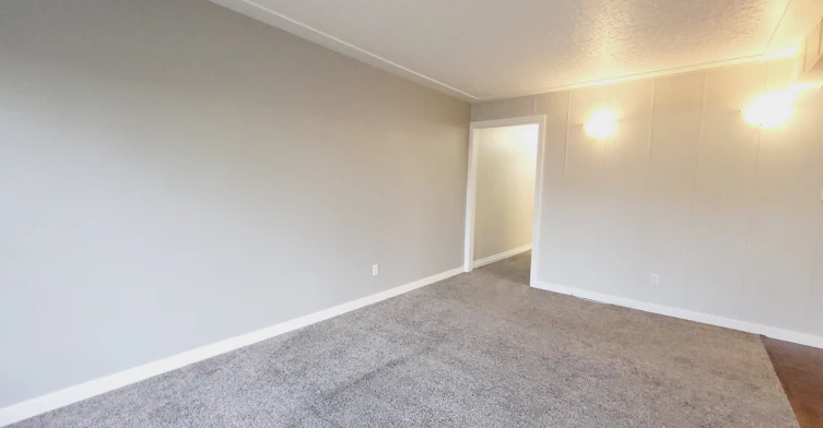 7412 83 Avenue NW, Edmonton, AB, T6B 0G6 - 4