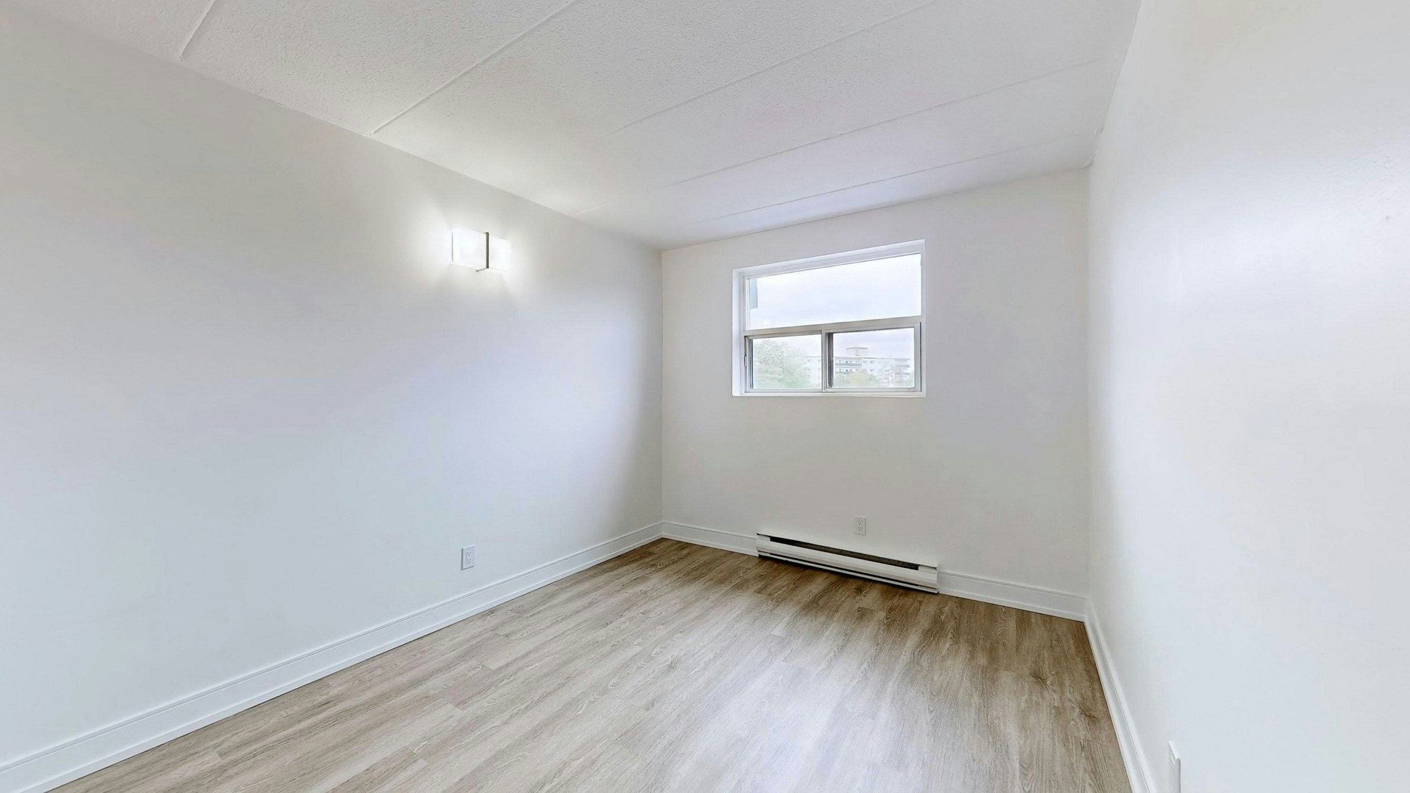 0508-110 Nonquon Road, Oshawa, ON, L1G 7H5 - 11