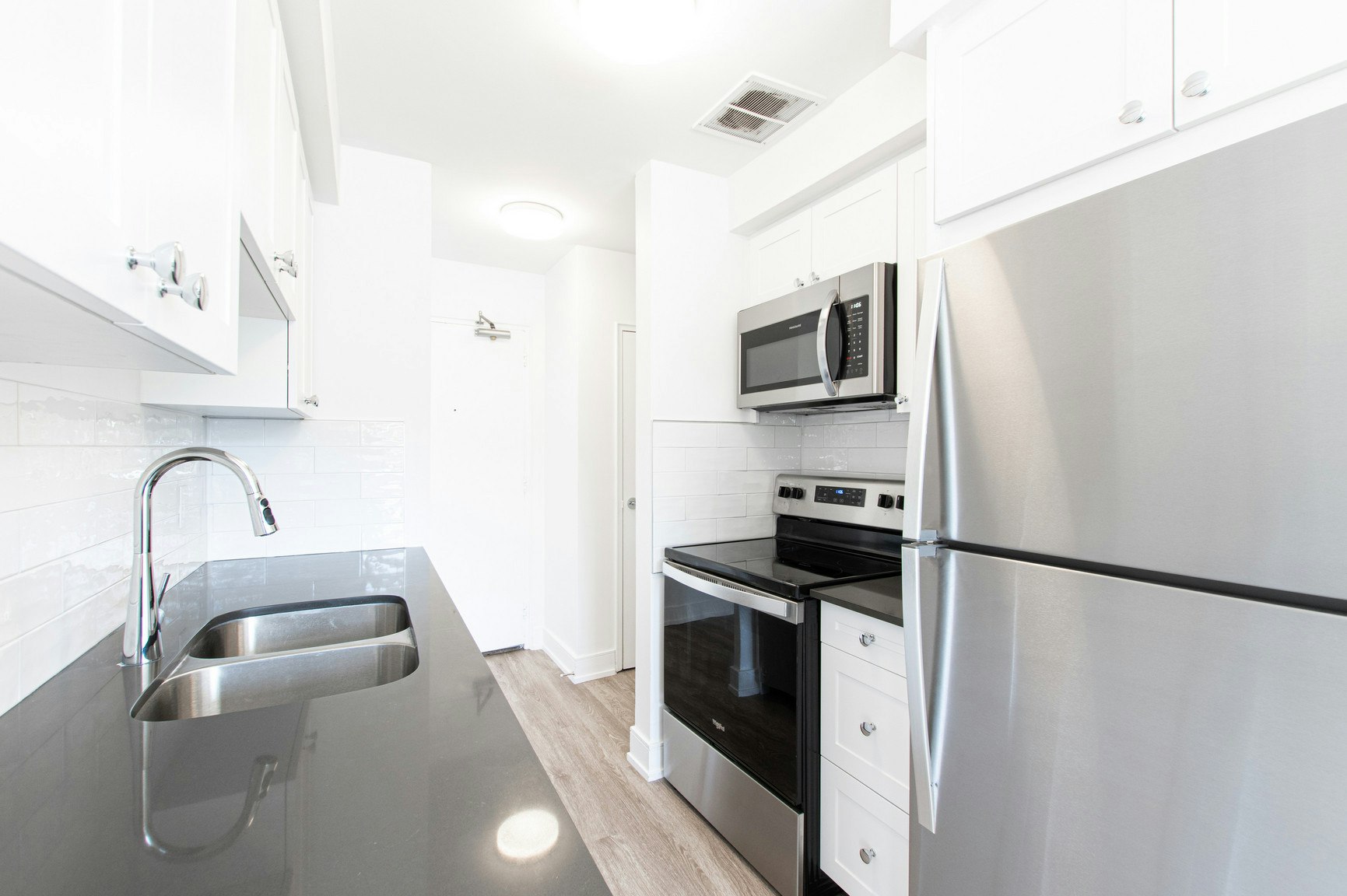 349-0209-349 Marland Avenue, Oshawa, ON, L1J 1X4 - 2