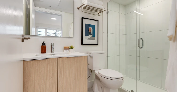 3350 Prince Albert Street, Vancouver, BC, V5V 1G9 - 7