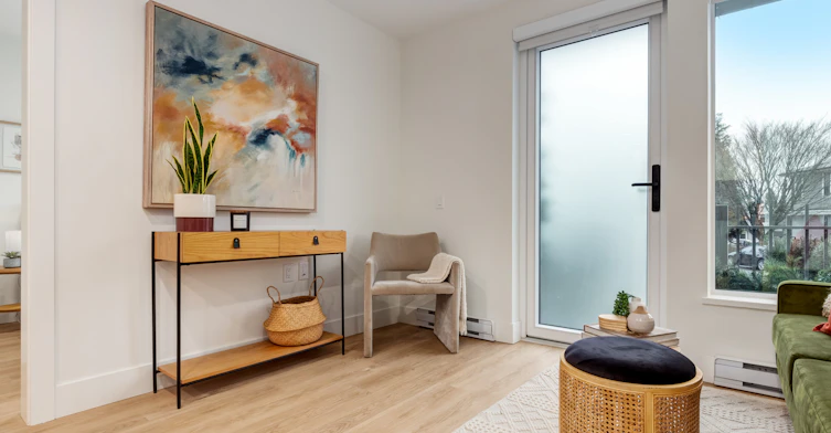 3350 Prince Albert Street, Vancouver, BC, V5V 1G9 - 5