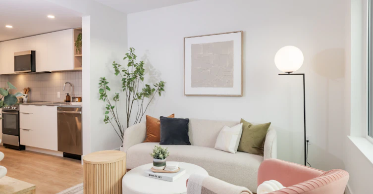 29-3350 Prince Albert Street, Vancouver, BC, V5V 1G9 - 3