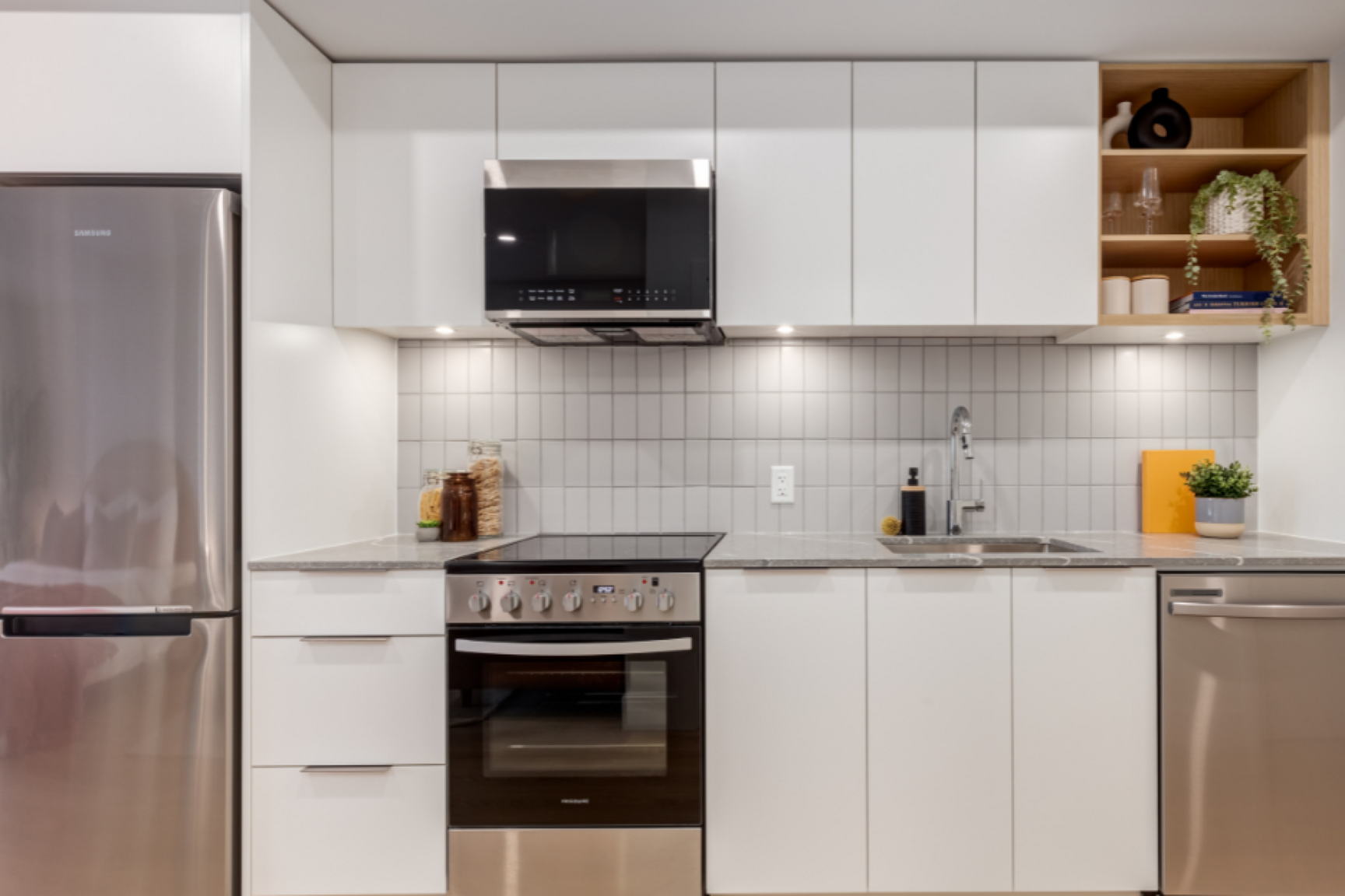 155-3350 Prince Albert Street, Vancouver, BC, V5V 1G9 - 2