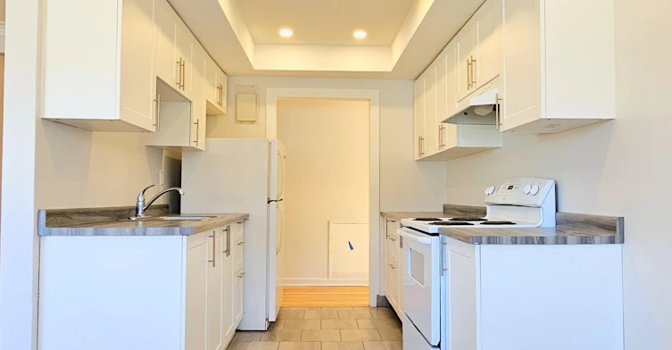 222-455 Roy Avenue, Dorval, QC, H9S 3E2 - 2