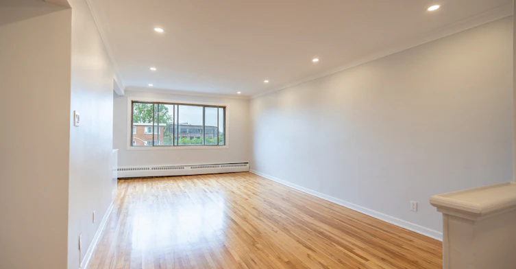 222-455 Roy Avenue, Dorval, QC, H9S 3E2 - 3