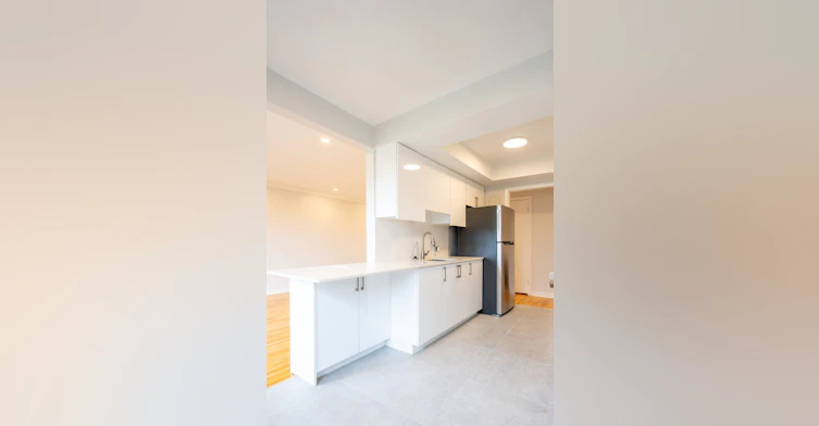303-455 Roy Avenue, Dorval, QC, H9S 3E2 - 4