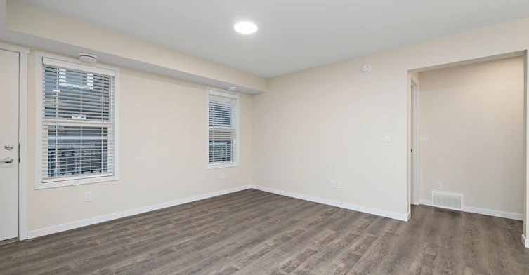 15123 25 Street NW, Edmonton, AB, T5Y 2C1 - 16